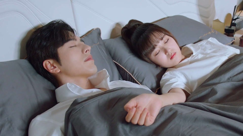 《来自未来的你》分集剧情(1-24集大结局) 《来自未来的你》分集剧情(1-24集大结局)